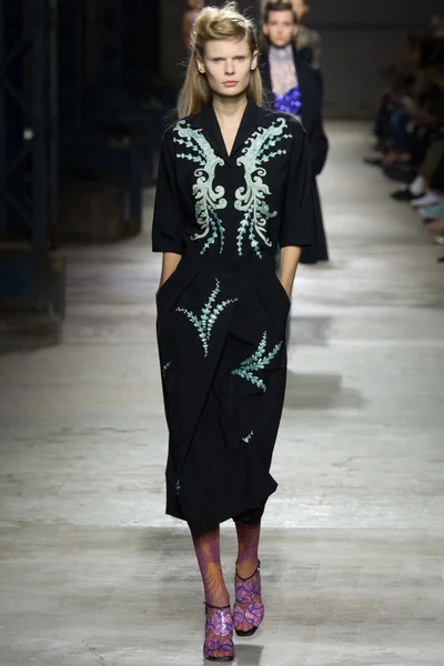 Look 47